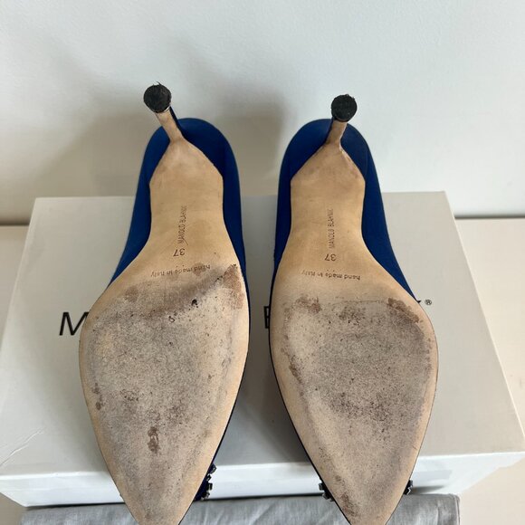 Manolo Blahnik Hangisi Satin Shoes - Picture 6 of 6